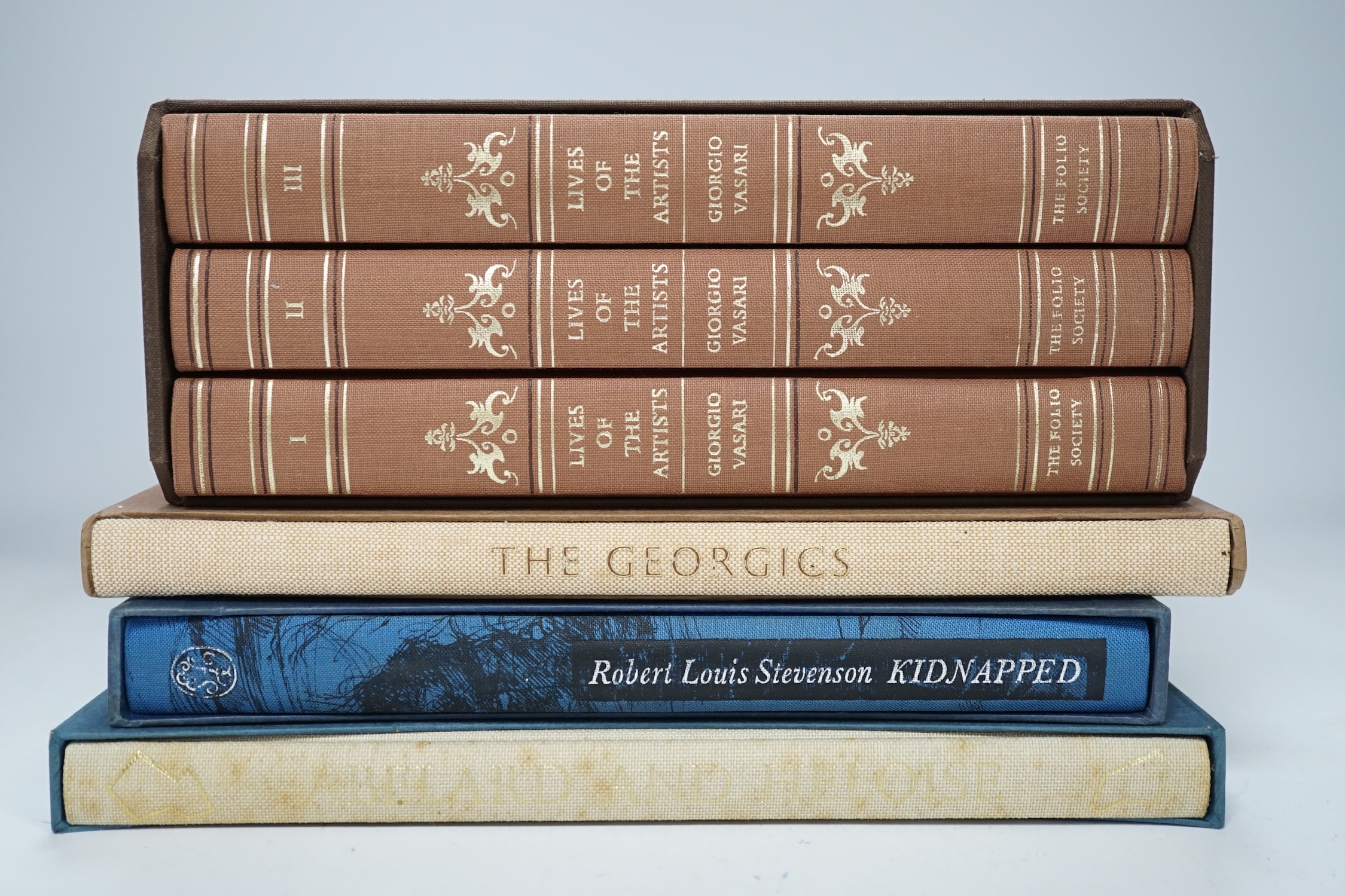 A group of Folio Society books to include Robert Louis Stevenson - Kidnapped, Giorgio Vasari - Lives of Artists, Peter Kropotkin - Memoirs of a Revolutionist, etc.